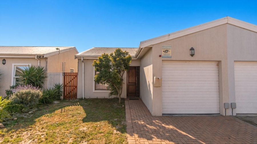 2 Bedroom Property for Sale in Parklands East Western Cape